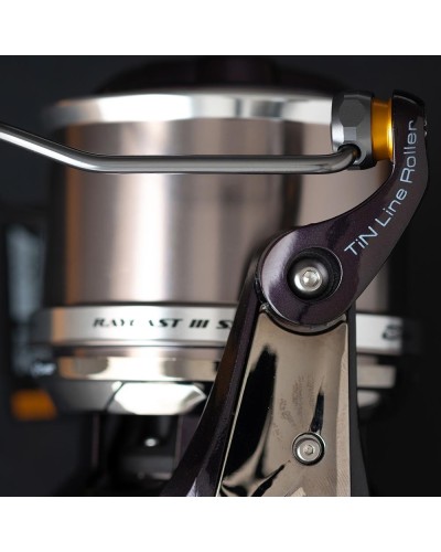 Cinnetic Raycast III CRBK DS | El carrete Cinnetic Raycast III CRBK DS  Cuerpo y rotor de aleación CRBK. Con tan solo 570g, o...